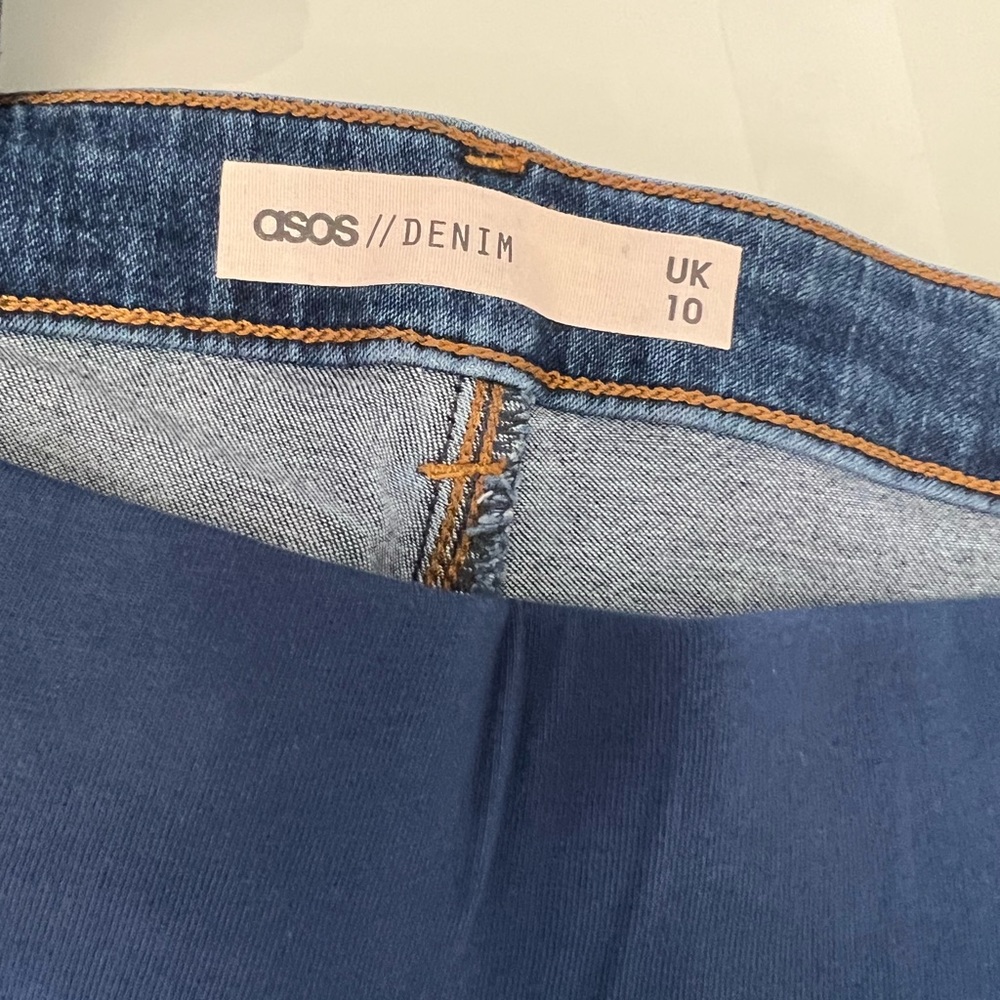 ASOS Maternity Jeans - Picture 2 of 2